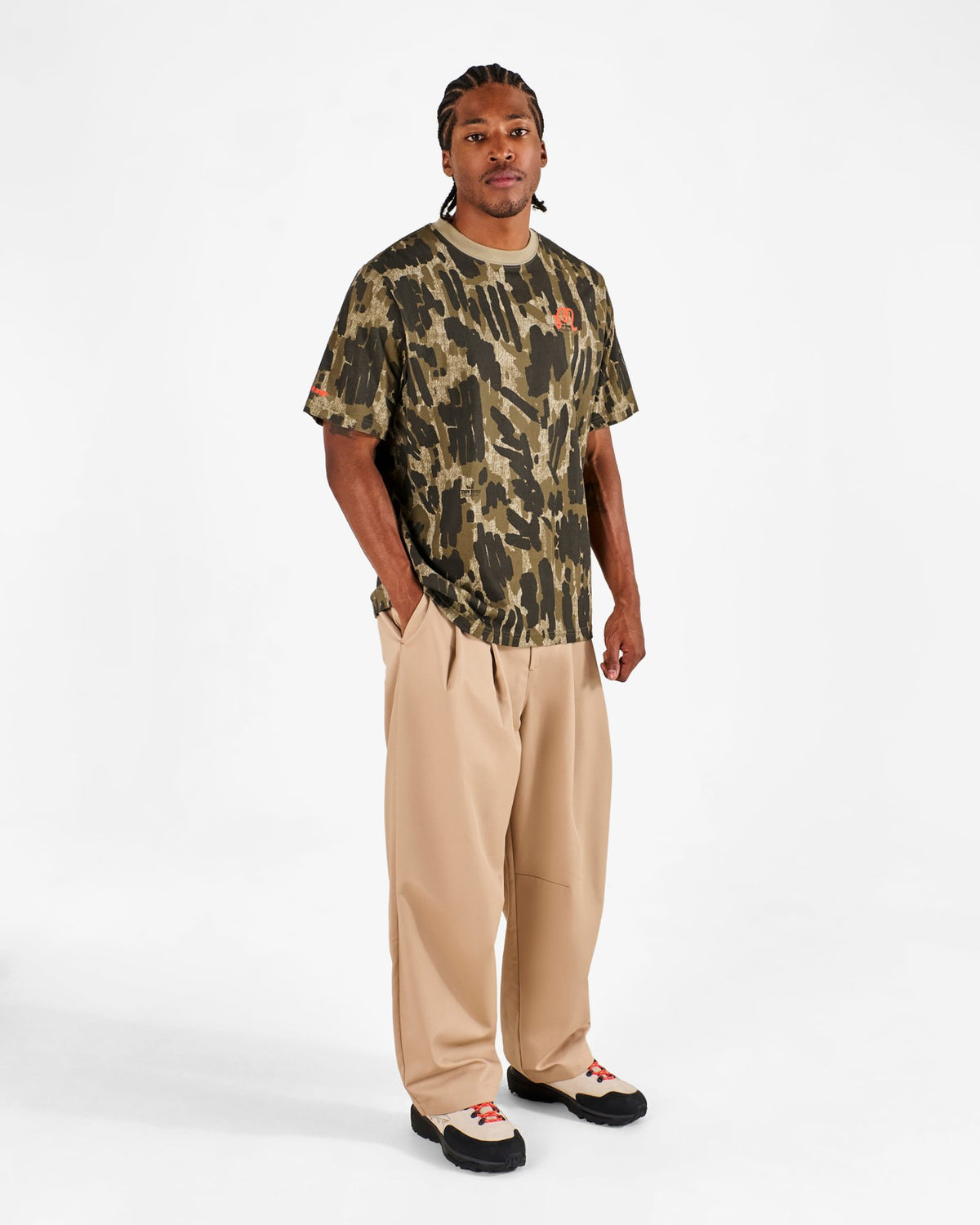 Malbon Bermuda Tee Tour Divot Camo - Bark Camo